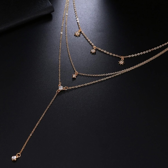 THYRA ♡ Gold Layered Necklace GIFT - Picture 7 of 8